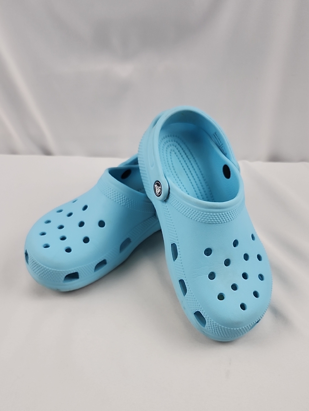Crocs Unisex Classic Light Blue Men 6 Women 8